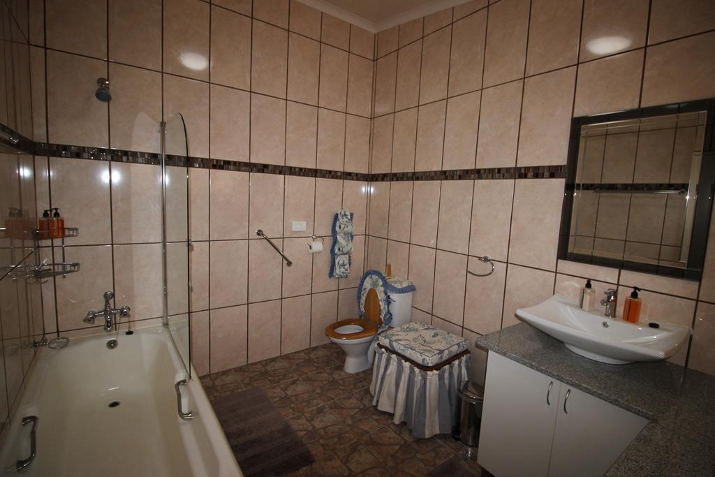 Waterfront Guest House Carolina Экстерьер фото